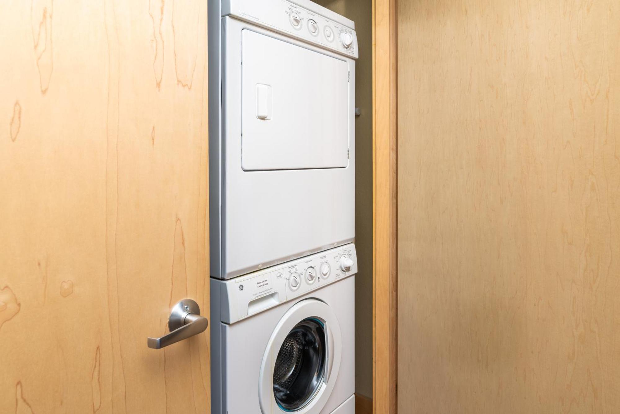 East Bay Suites グランド・マレー エクステリア 写真