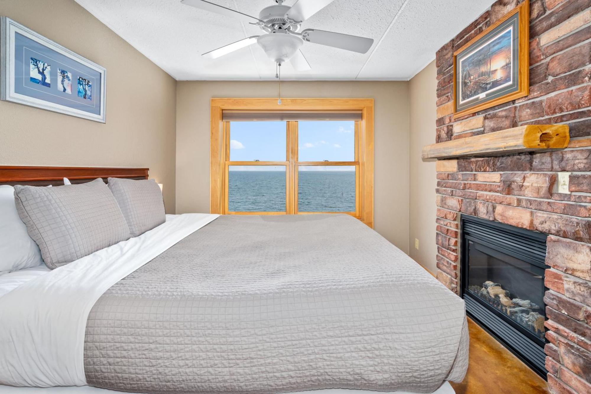 East Bay Suites グランド・マレー エクステリア 写真