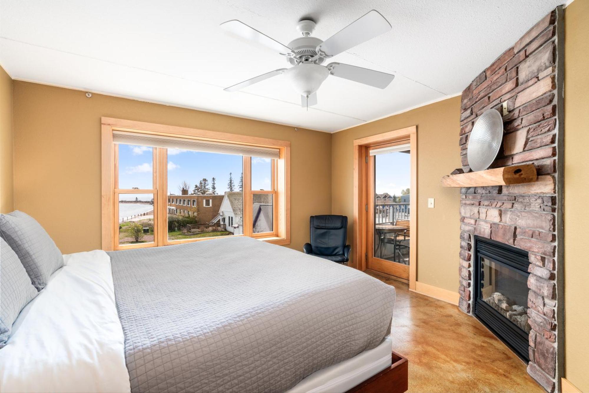 East Bay Suites グランド・マレー エクステリア 写真