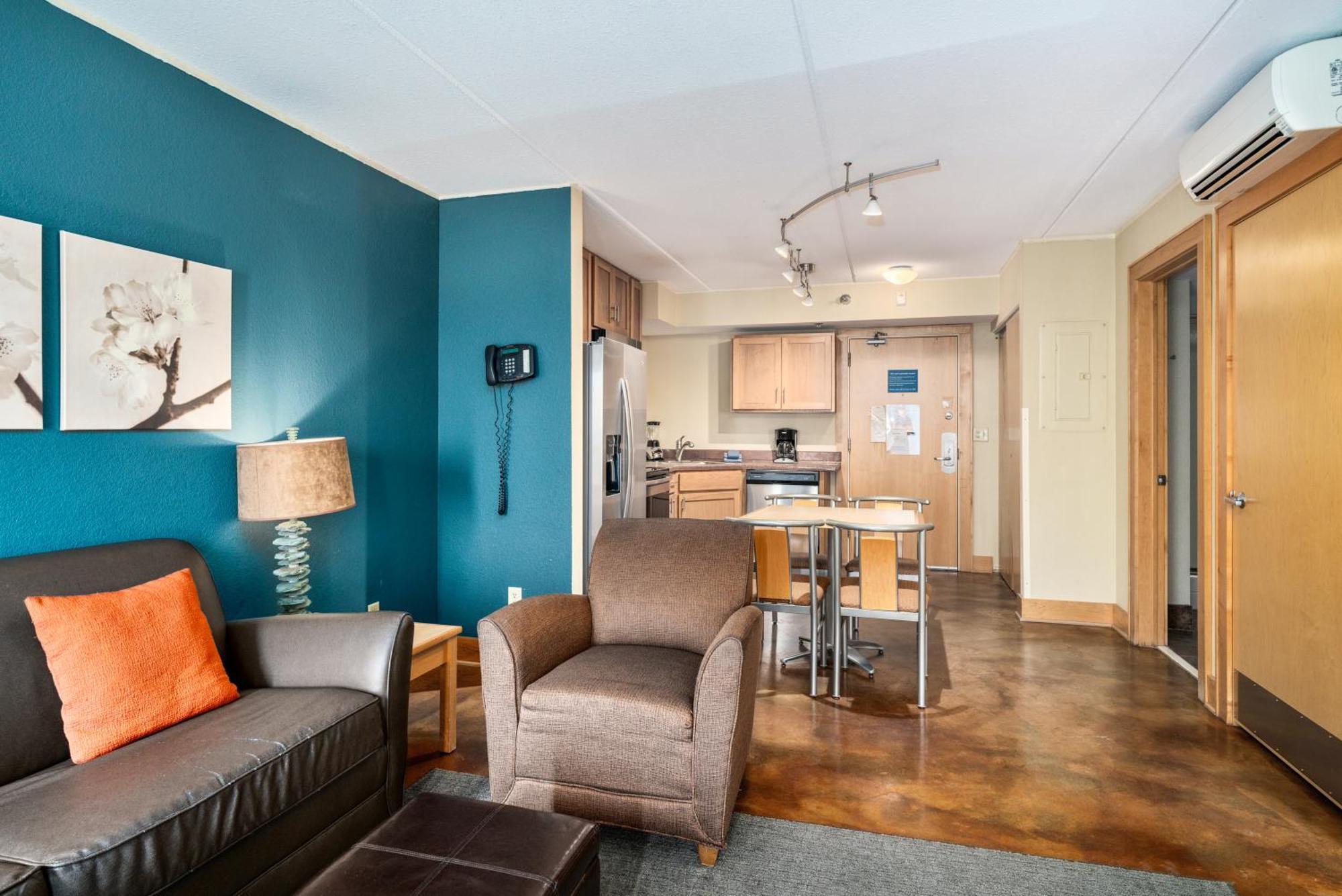 East Bay Suites グランド・マレー エクステリア 写真