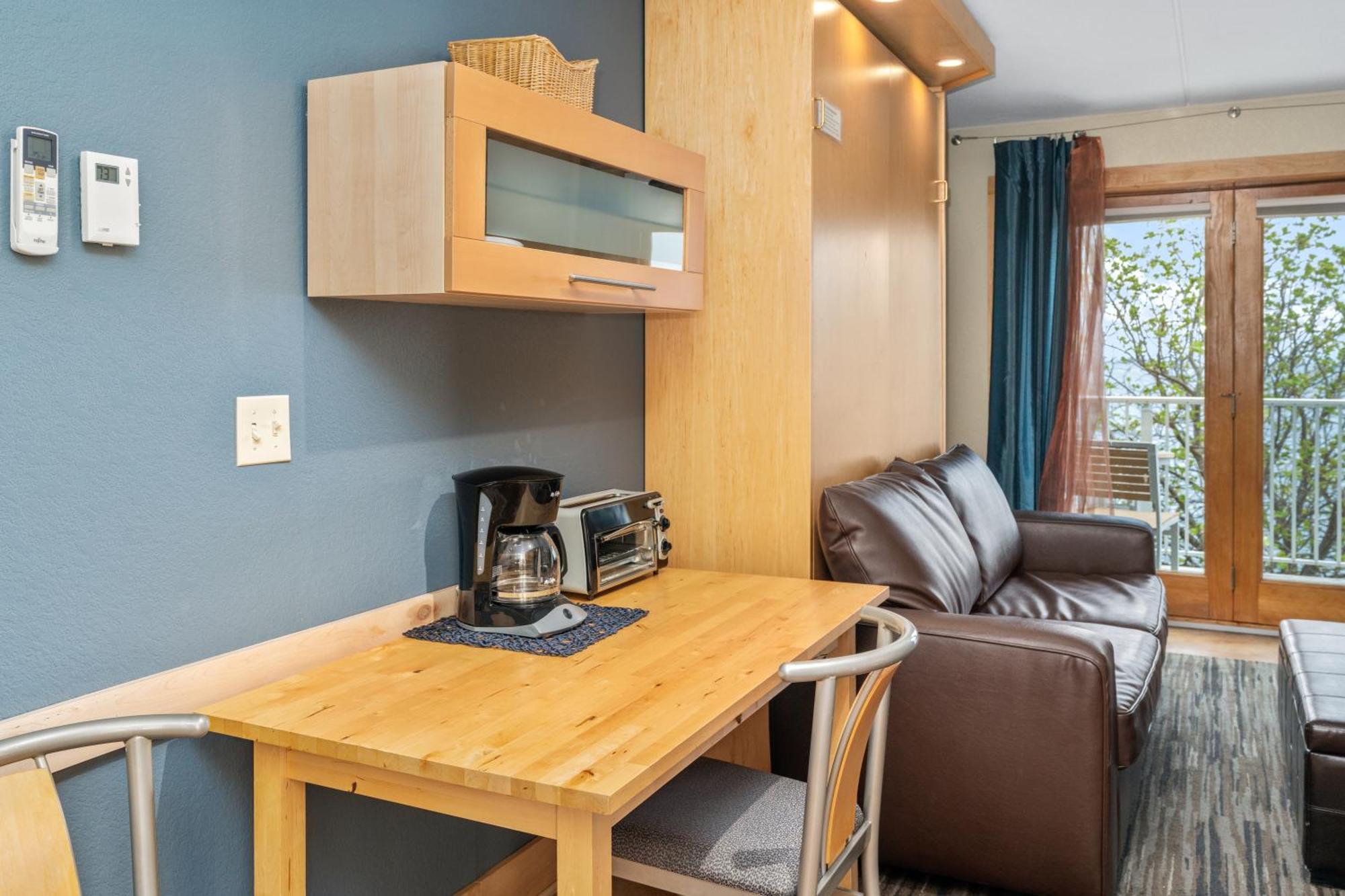 East Bay Suites グランド・マレー エクステリア 写真